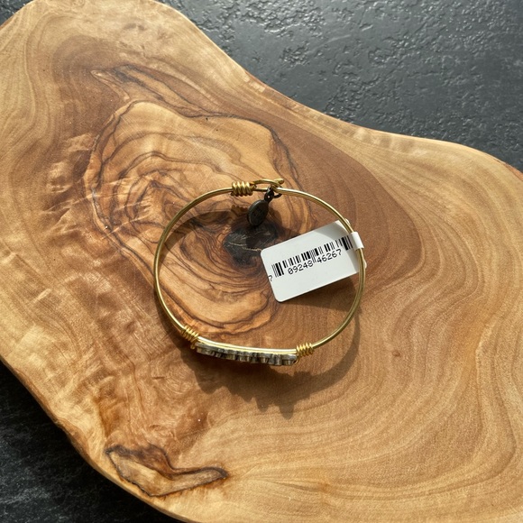 Luca & Danni “Grateful” bracelet - Picture 3 of 4